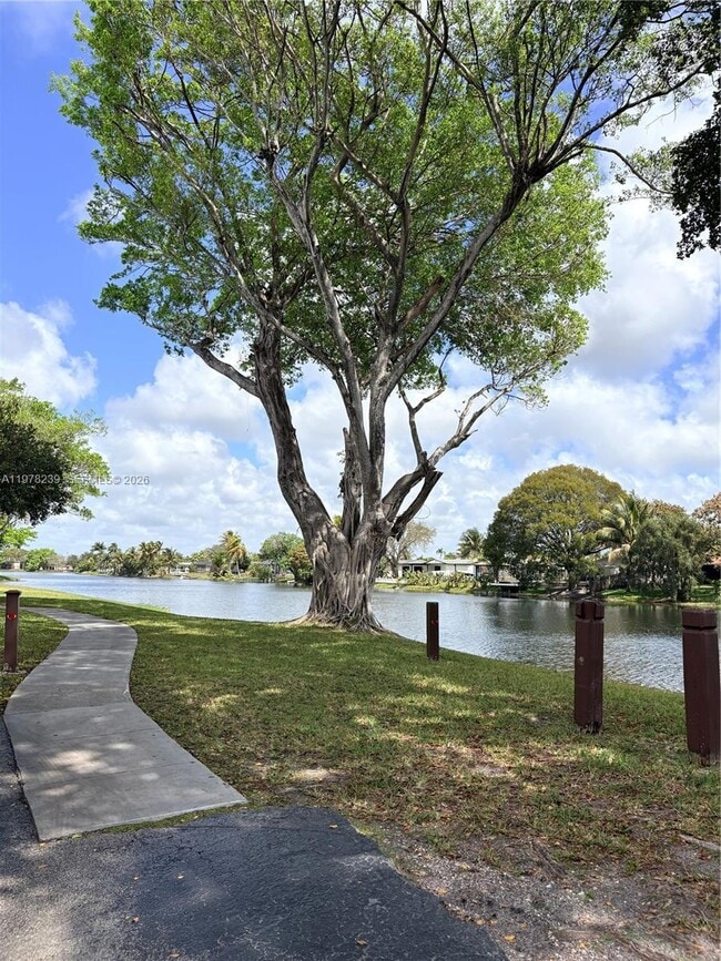 Building Photo - 1701 NW 96th Terrace