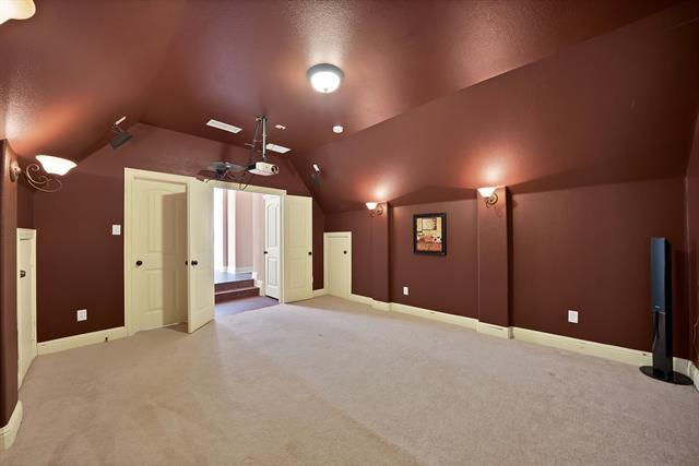 Building Photo - 7315 Comal Dr