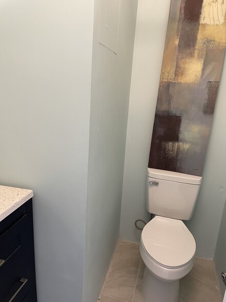 Half bath - 6321 SW 41st St