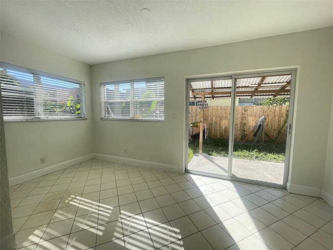 Building Photo - 8010 SW 7th St