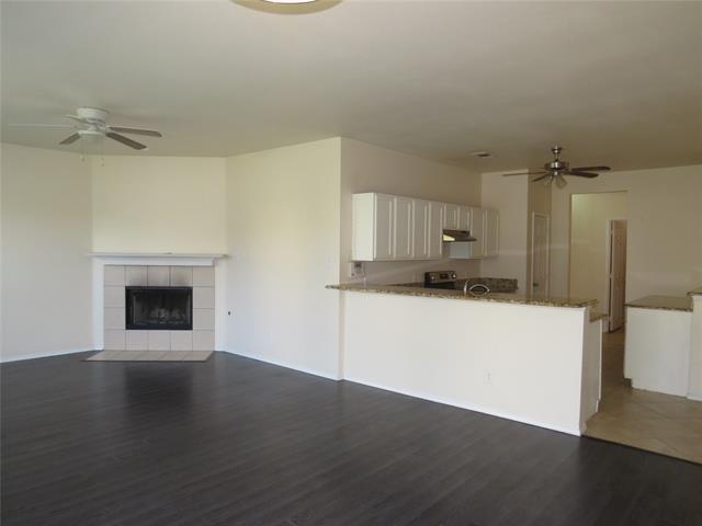 Building Photo - 2821 Hilcroft Ave
