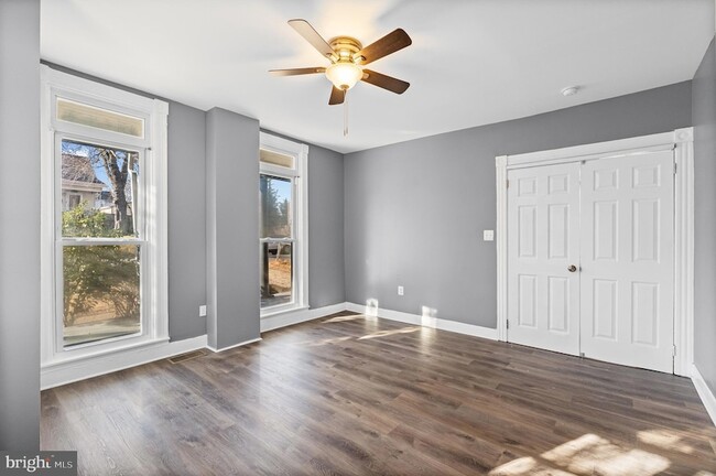 Building Photo - 3014 Royston Ave