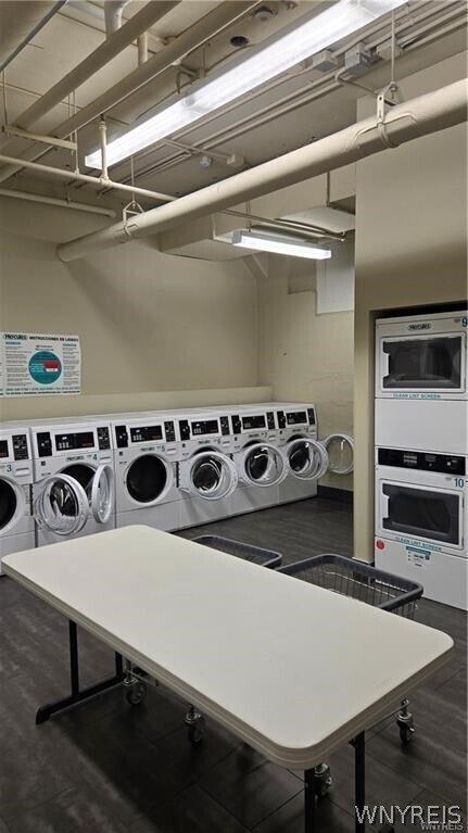 Building Photo - 2917 Main St