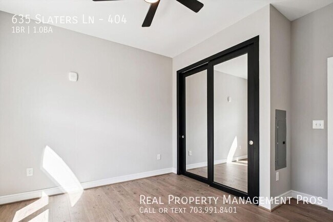 Building Photo - 635 Slaters Ln