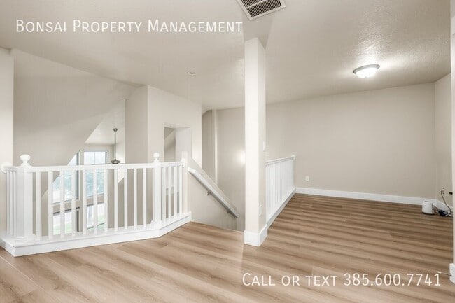 Building Photo - 11186 S Windward Ln