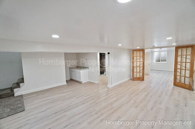 Building Photo - 5126 W Princeton Pl