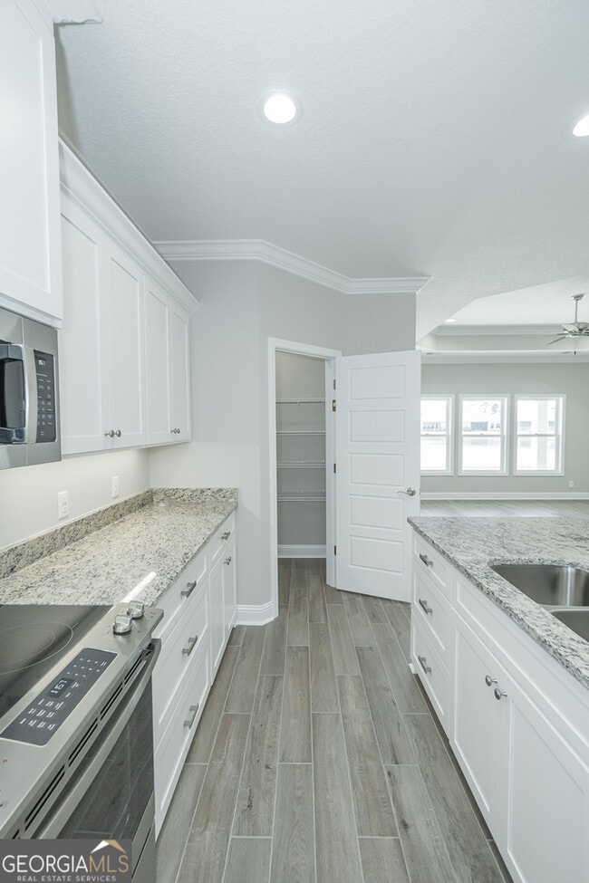 Building Photo - 229 The Villas Wy