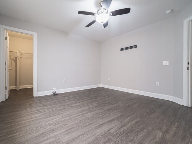 Building Photo - "Charming 3-Bedroom Retreat with 2 Full Baths in Gastonia - Your Cozy Haven Awaits!"