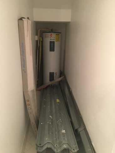 Building Photo - 1398 NE 33rd Ave