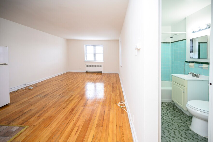 King Alfred Apartments 85 Pennington Ave Passaic NJ 07055 Apartment