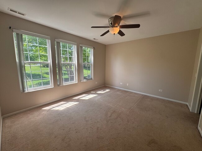 Building Photo - 1574 Millbrook Dr