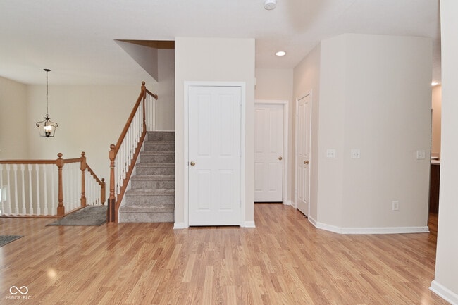 Building Photo - 11829 Esty Way