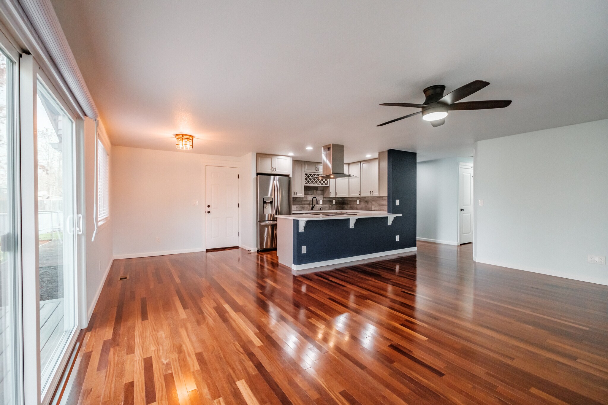 Building Photo - 401 Whittier St