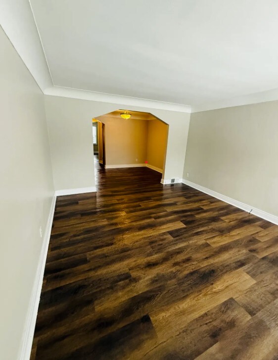 Building Photo - 369 Potters Rd