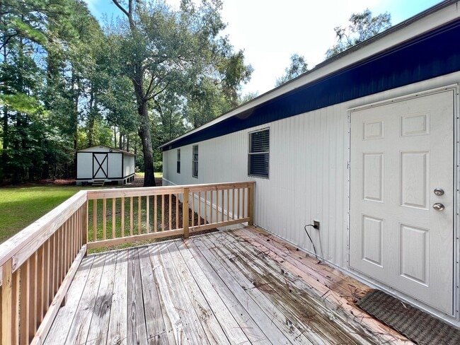 Building Photo - 3 BR 2 BA Near Surf City