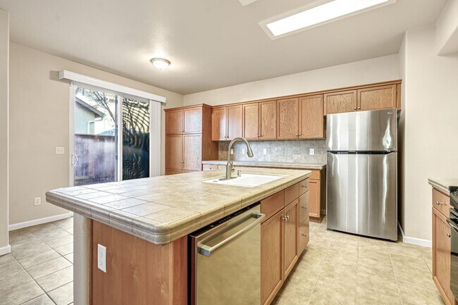 Building Photo - 5629 N Citrus Ln