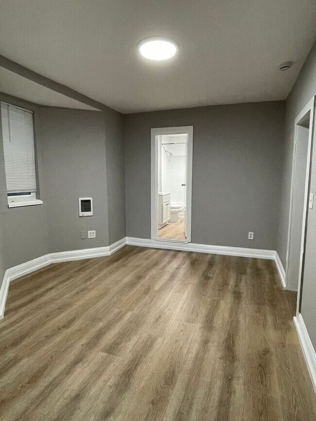 Building Photo - 1010-1012 Wood Street