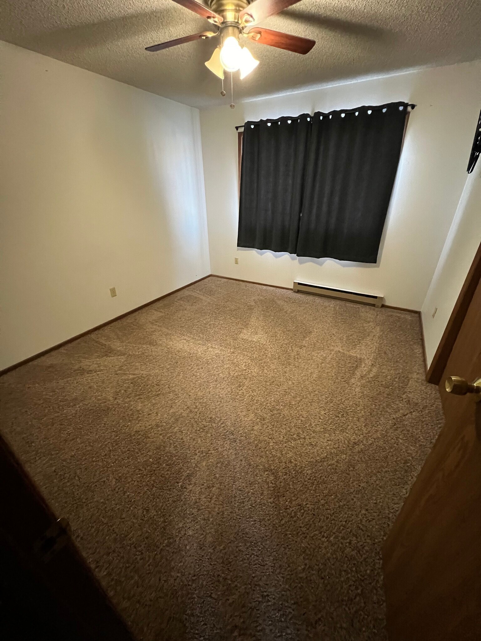 Building Photo - 600 Overdale Dr