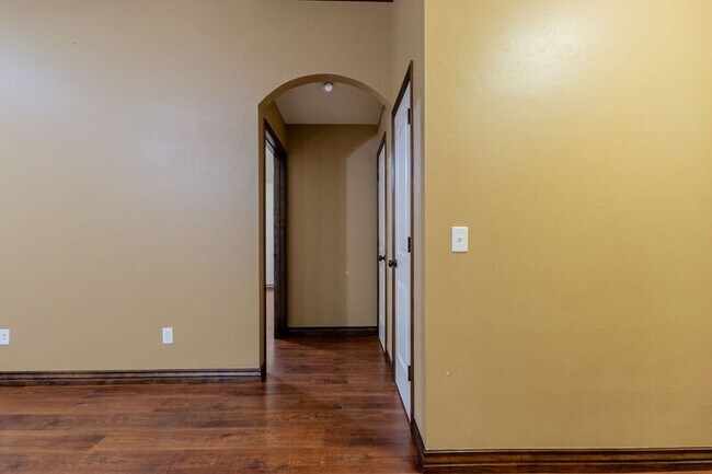 Building Photo - 2405 SW 138th St