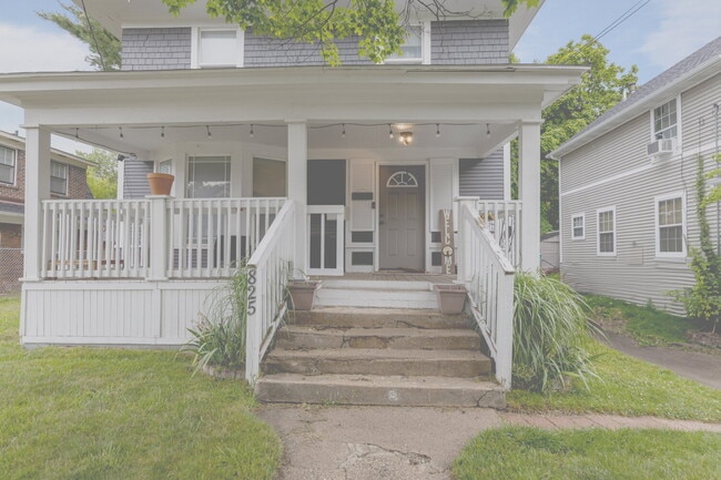 Building Photo - Charming Rental with Large Fenced Yard nea...