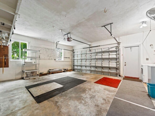 Building Photo - 17223 SW 87th Ave