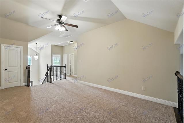 Building Photo - 405 Harcourt Ave