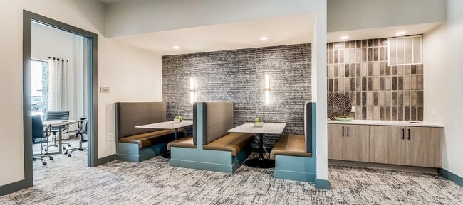 Building Photo - 1000 Grandys Ln