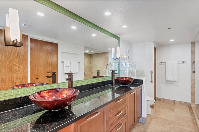 Building Photo - 888 Blvd of the Arts