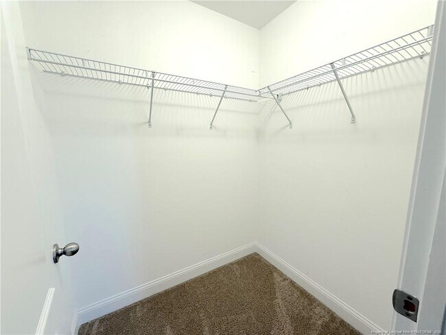 Building Photo - 15 Old Montague Way