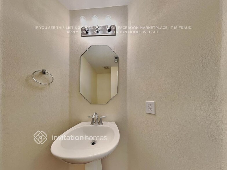 Building Photo - 1003 Redcrest Springs Ct