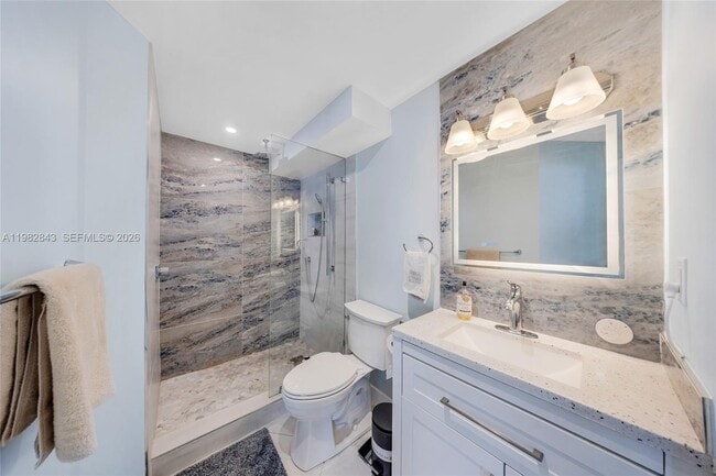 Building Photo - 1688 West Ave