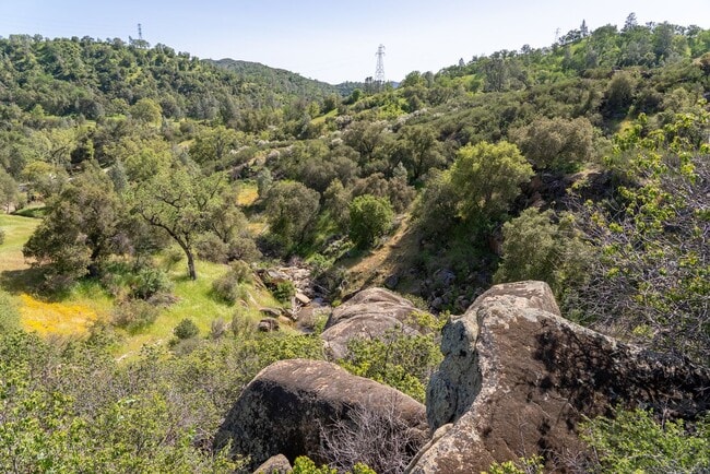 Building Photo - 3700 Las Pilitas Rd