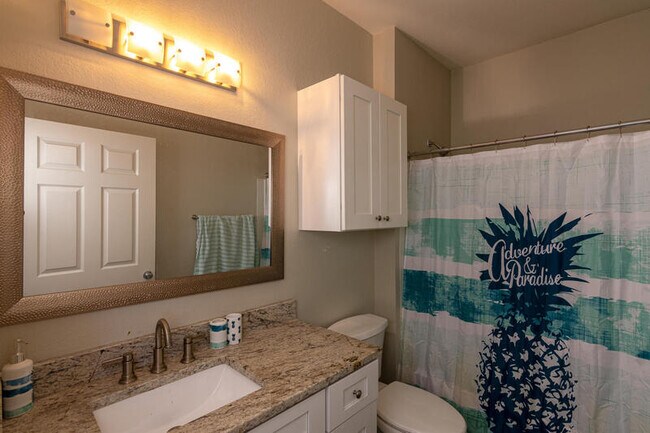 Building Photo - 800 Vista Lake Dr