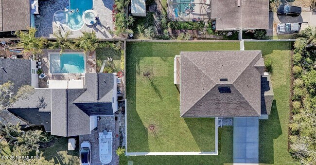 Building Photo - 1328 6th Ave N