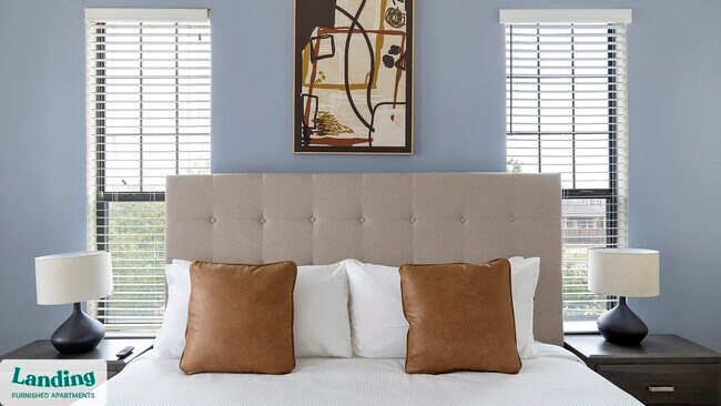 Building Photo - 6101 N Riverside Dr