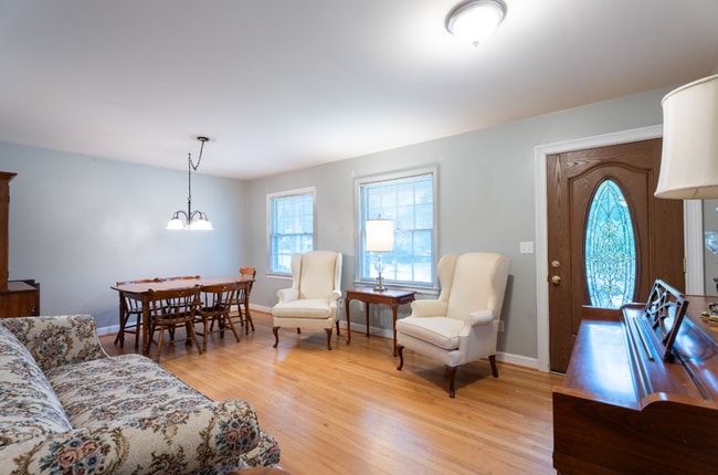 Building Photo - Charming 3BR/2BA Home for Rent in Clemson ...