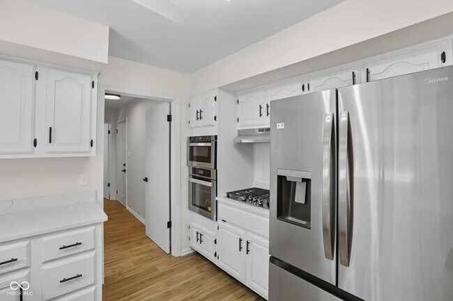 Building Photo - 6838 Johnson Rd