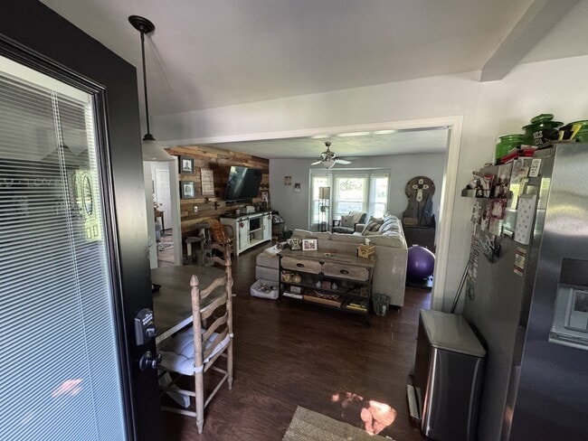 Building Photo - 3023 Britney Dr
