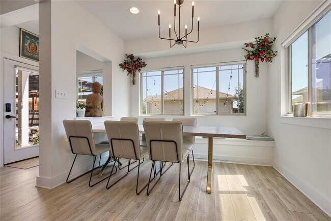 Building Photo - 6203 Principale Dr