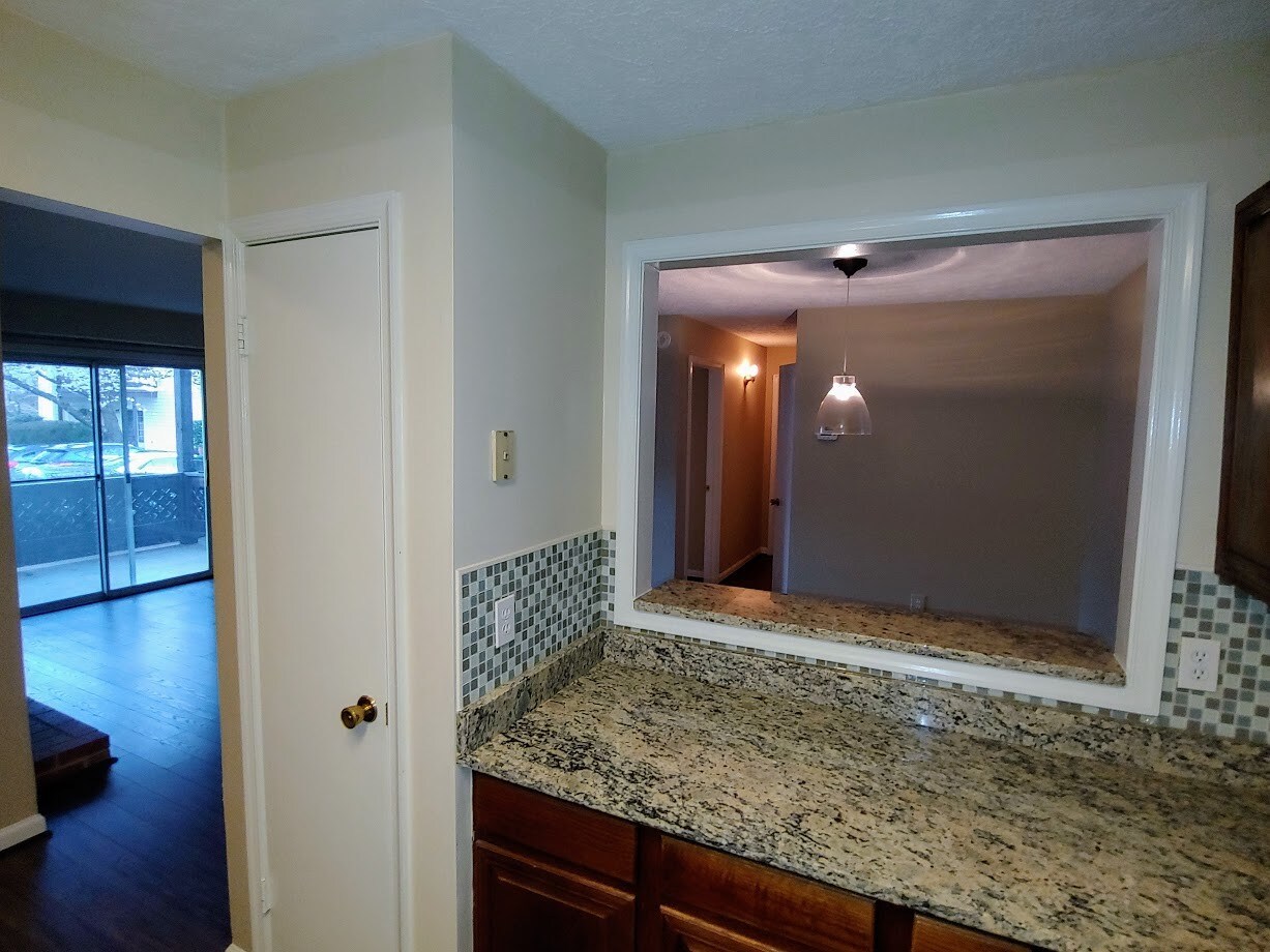 Building Photo - 10129 Oakton Terrace Rd