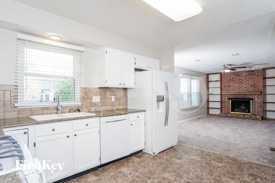 Building Photo - 6806 Spring Arbor Dr