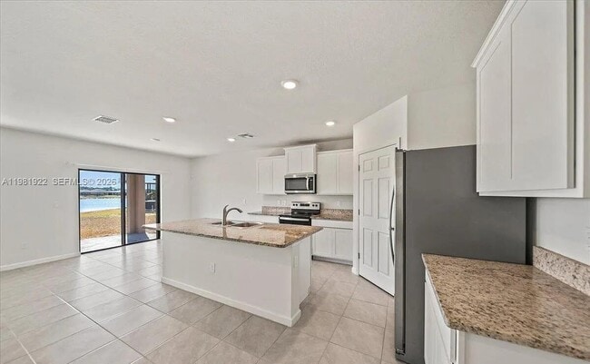 Building Photo - 870 Remington Green Dr SE