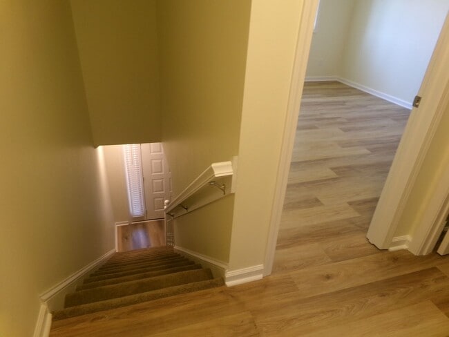 Building Photo - Peace Haven and US 421 Location