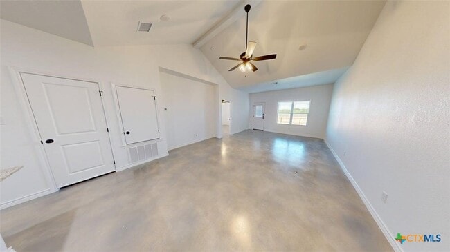 Building Photo - 907 Smoke Tree Ln