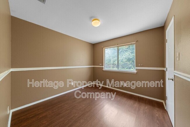 Building Photo - 7522 Yellow Sand Dr