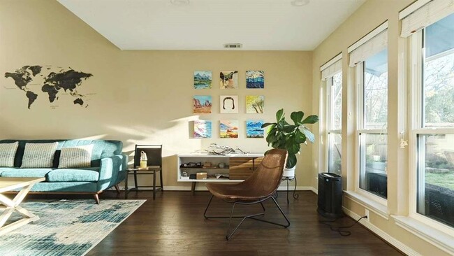 Building Photo - 3834 Carya Cir