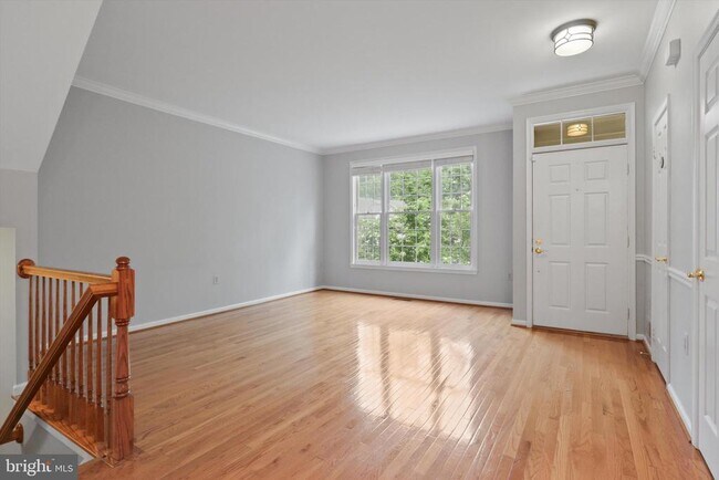 Building Photo - 11300 Fairwind Way