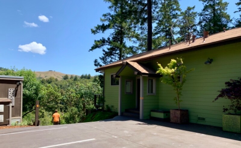 Building Photo - 49 Conifer Way