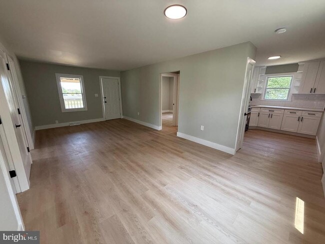Building Photo - 1110 NJ-77