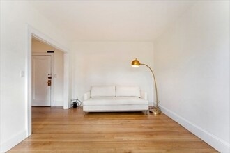 Building Photo - 20 Concord Ave